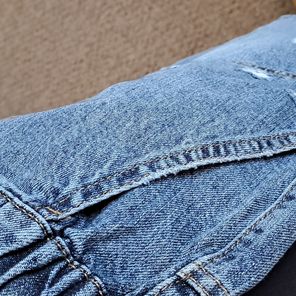 Drawstring Distressed Jeans - Picture 7 of 9